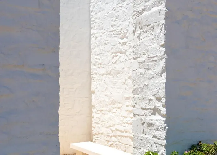 Medblu Paros